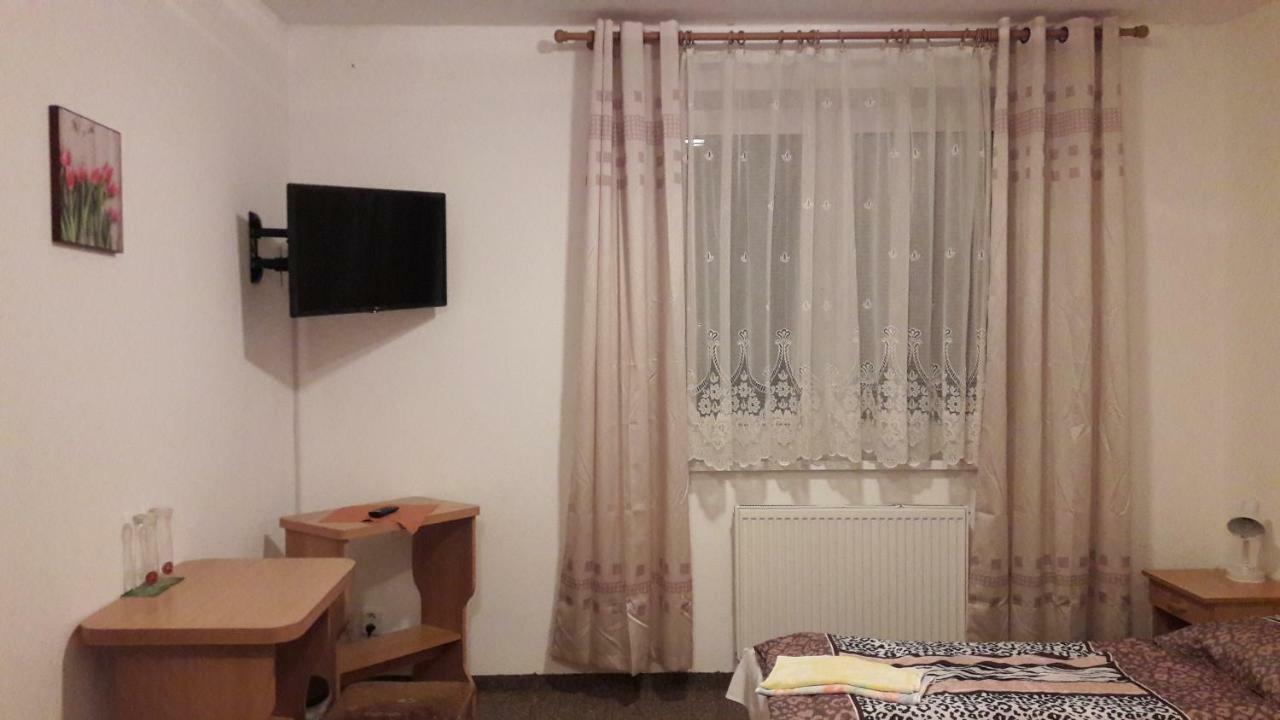 Penzion Europa Diakovce Extérieur photo